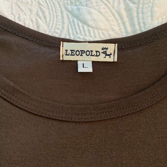 *Like new* Leopold brown short sleeve - Picture 2 of 5